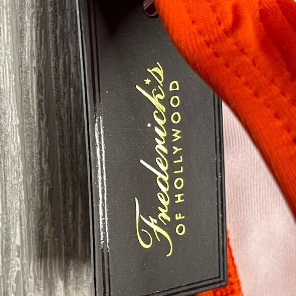 Frederick’s of Hollywood Maddalena Thong Bikini Bottom in Red Orange Size M NWT - Picture 6 of 7